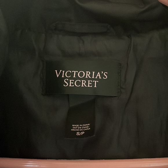 Winter Puffer Coat - Picture 4 of 4